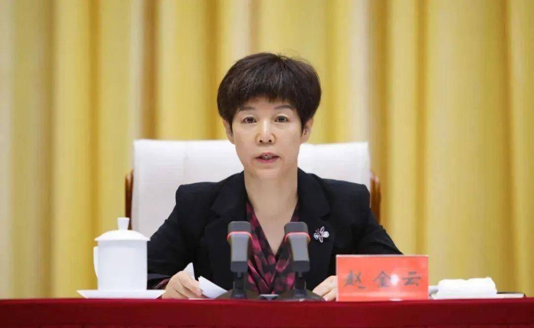 突發！又一副部級官員任上落馬，深耕甘肅34年，任職副省長不到2年，曾任讀者集團總經理