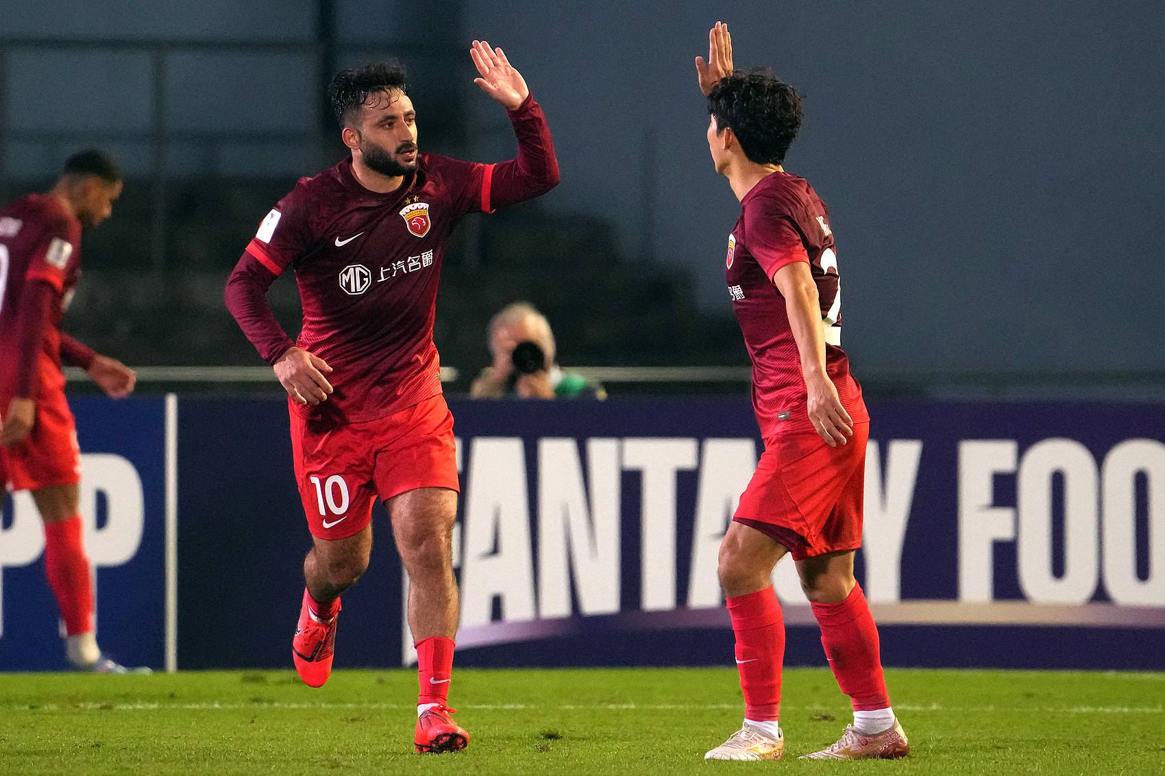 當頭棒喝！亞冠-巴爾加斯世界波遮羞 海港1-3川崎前鋒