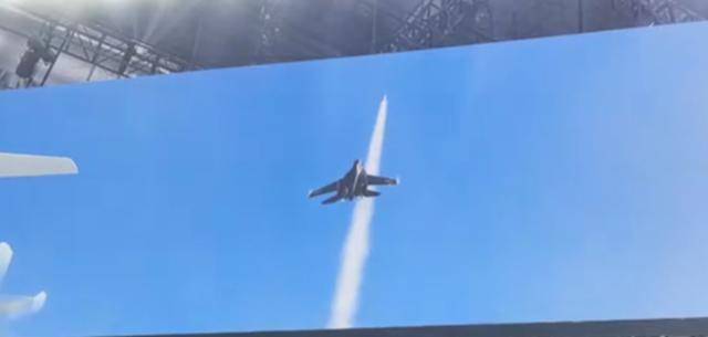 “最強側衛”亮劍珠海！一發炸毀太空衛星，解放軍目的很明確