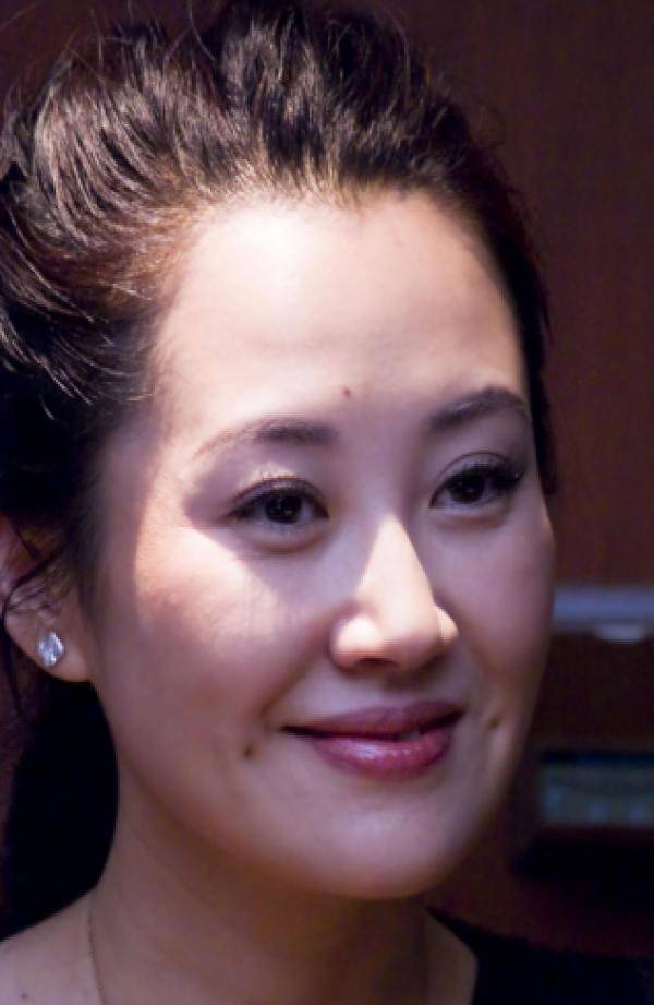 事實證明，55歲“無人敢娶”的許晴，才是真正的人間清醒！