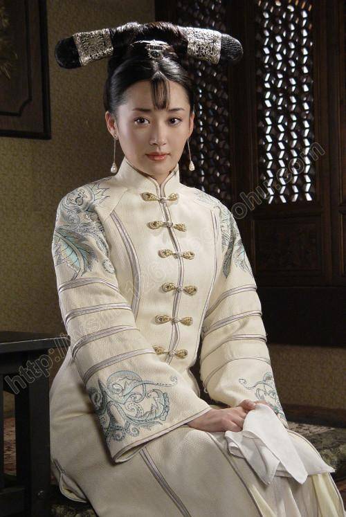 事實證明，55歲“無人敢娶”的許晴，才是真正的人間清醒！