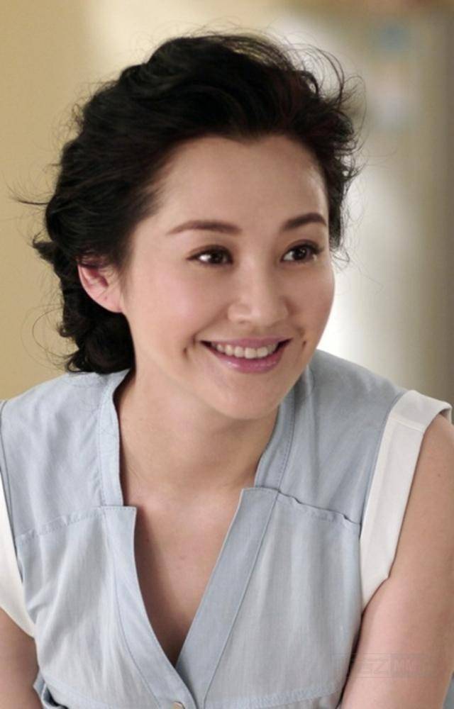 事實證明，55歲“無人敢娶”的許晴，才是真正的人間清醒！