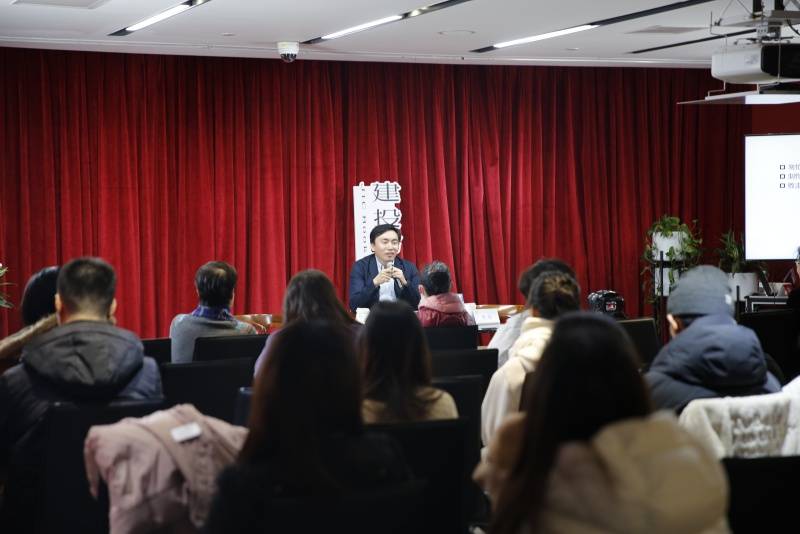 送外賣的北大博士后陳龍：數據控制下，騎手究竟是一份怎樣的職業