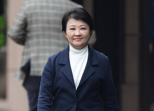 臺中6名國民黨民代全遭綠營推動罷免，盧秀燕拒絕回應