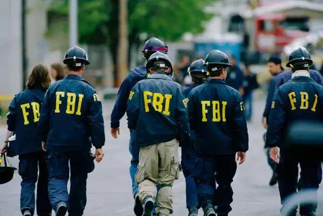 “政治清洗”？馬斯克逼迫CIA、FBI大裁員：9000名特工面臨下崗！
