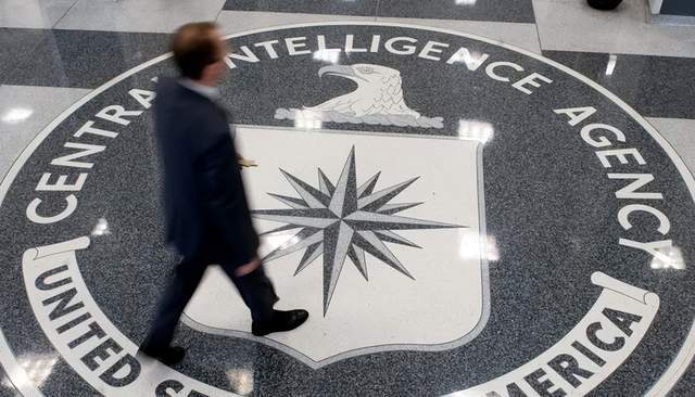 “政治清洗”？馬斯克逼迫CIA、FBI大裁員：9000名特工面臨下崗！