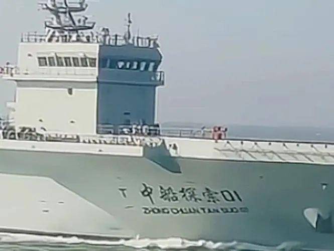 大陸突現神秘大型船，從兩棲作戰到無人機航母？島內懷疑巨船用途