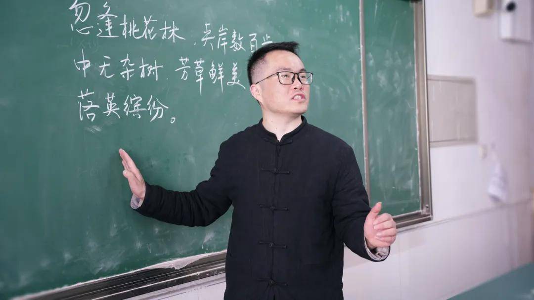 杭州初三女生一篇作文火爆全網！網友：聽哭了