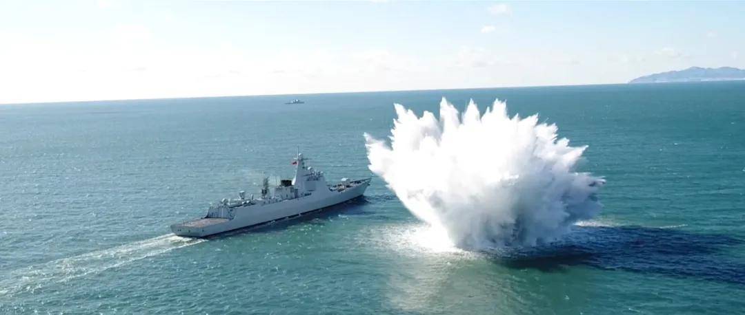 “福建”艦第7次海試走出“詭異航跡”，已完成“抗沖擊試驗”？