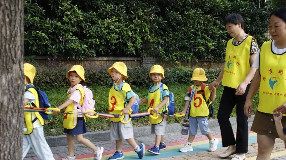 “共享奶奶”走紅 網友：建議全國推廣