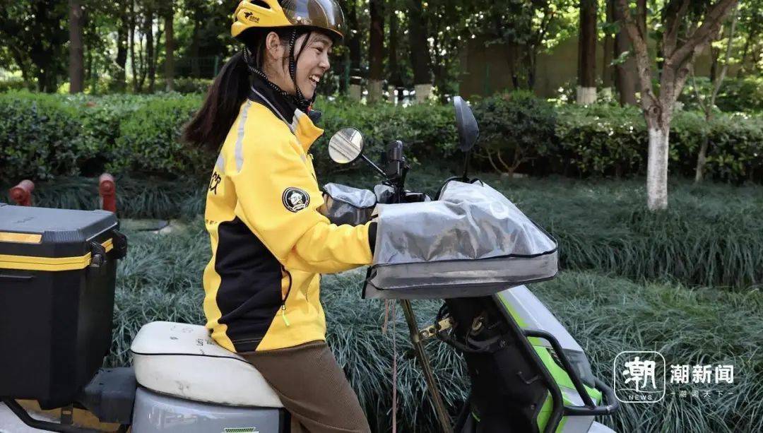 腦癱女騎手送外賣7年，換了6輛車，故事感動杭州