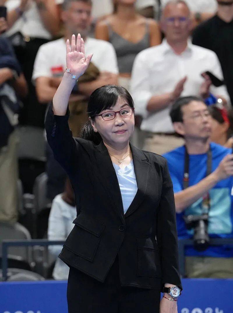 新任領導班子亮相！周繼紅當選中國泳協主席