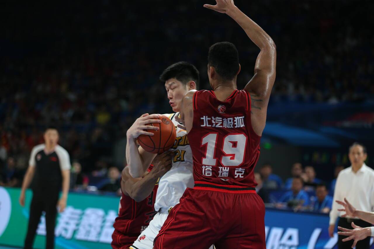 浙江廣廈4-2北京奪隊史CBA首冠！周琦31+10布朗41分