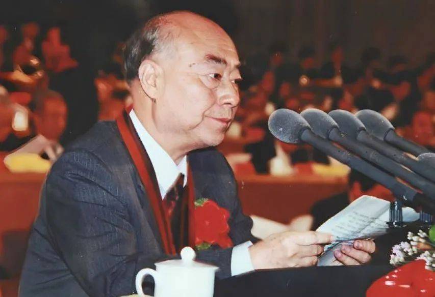 美國人到現在也沒想通：一個沒留過學的中國人，怎么造出于敏構型？