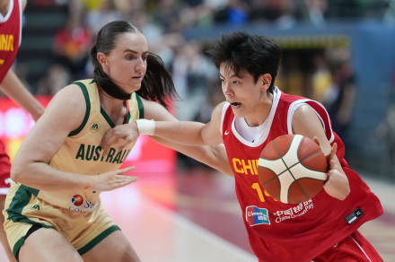 中國女籃熱身賽逆轉 險勝澳大利亞隊