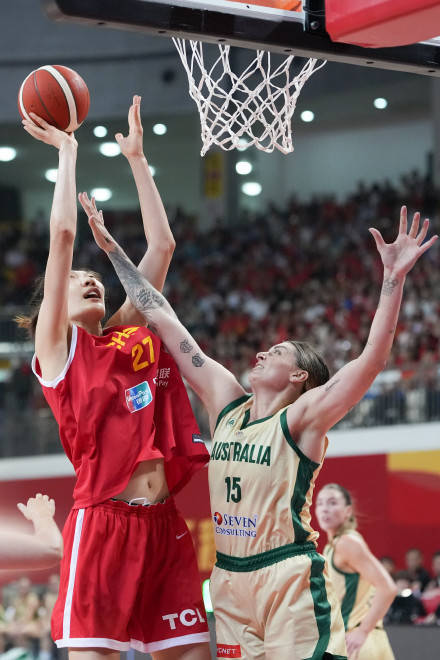 中國女籃熱身賽逆轉 險勝澳大利亞隊